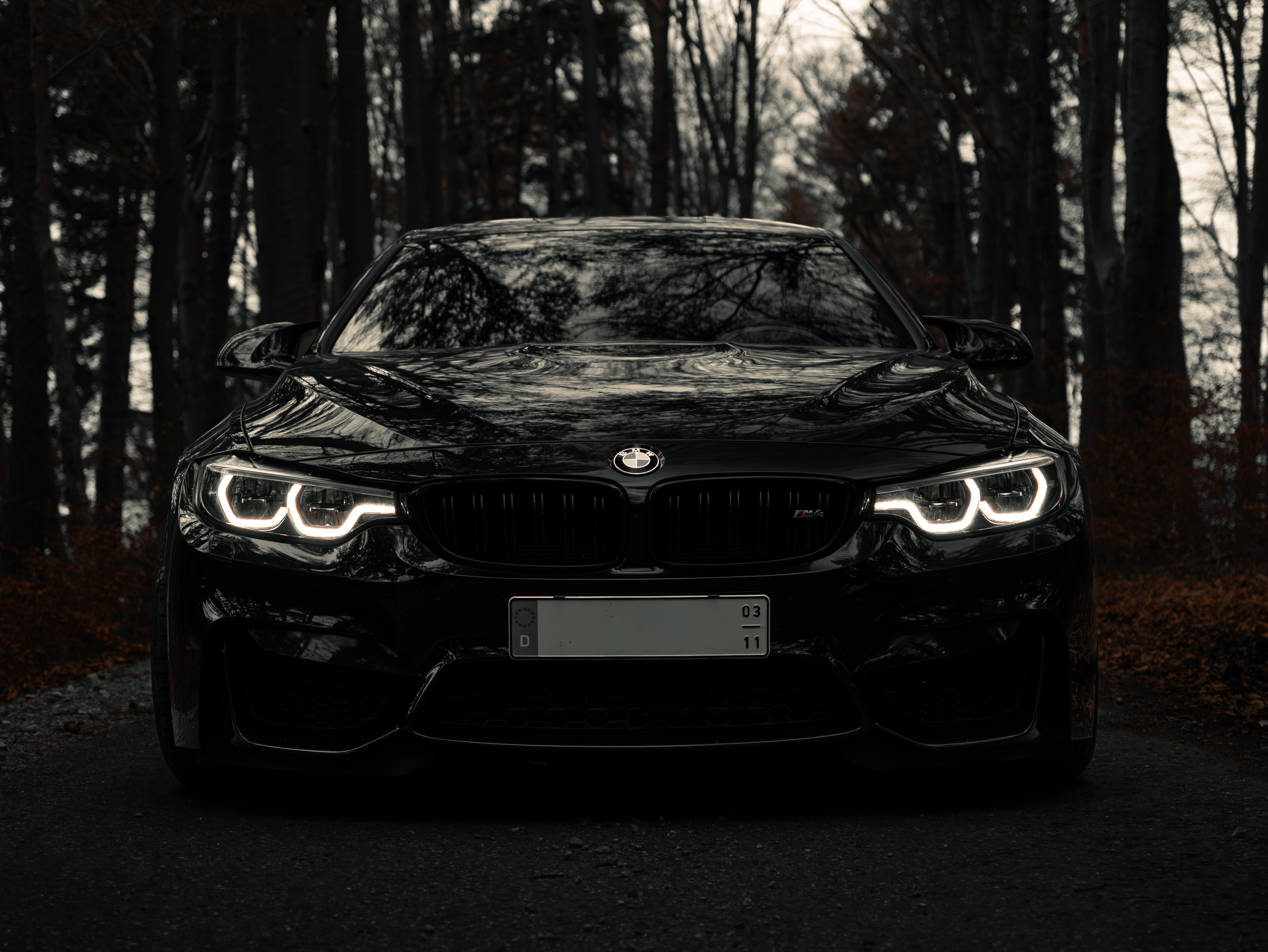 Dunkler texturierter Hintergrund